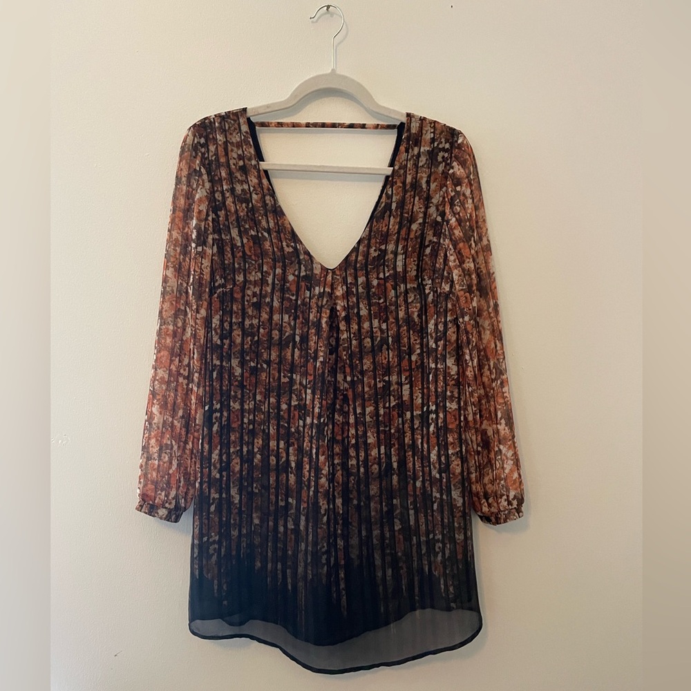 Astr V-Neck Floral Dress
